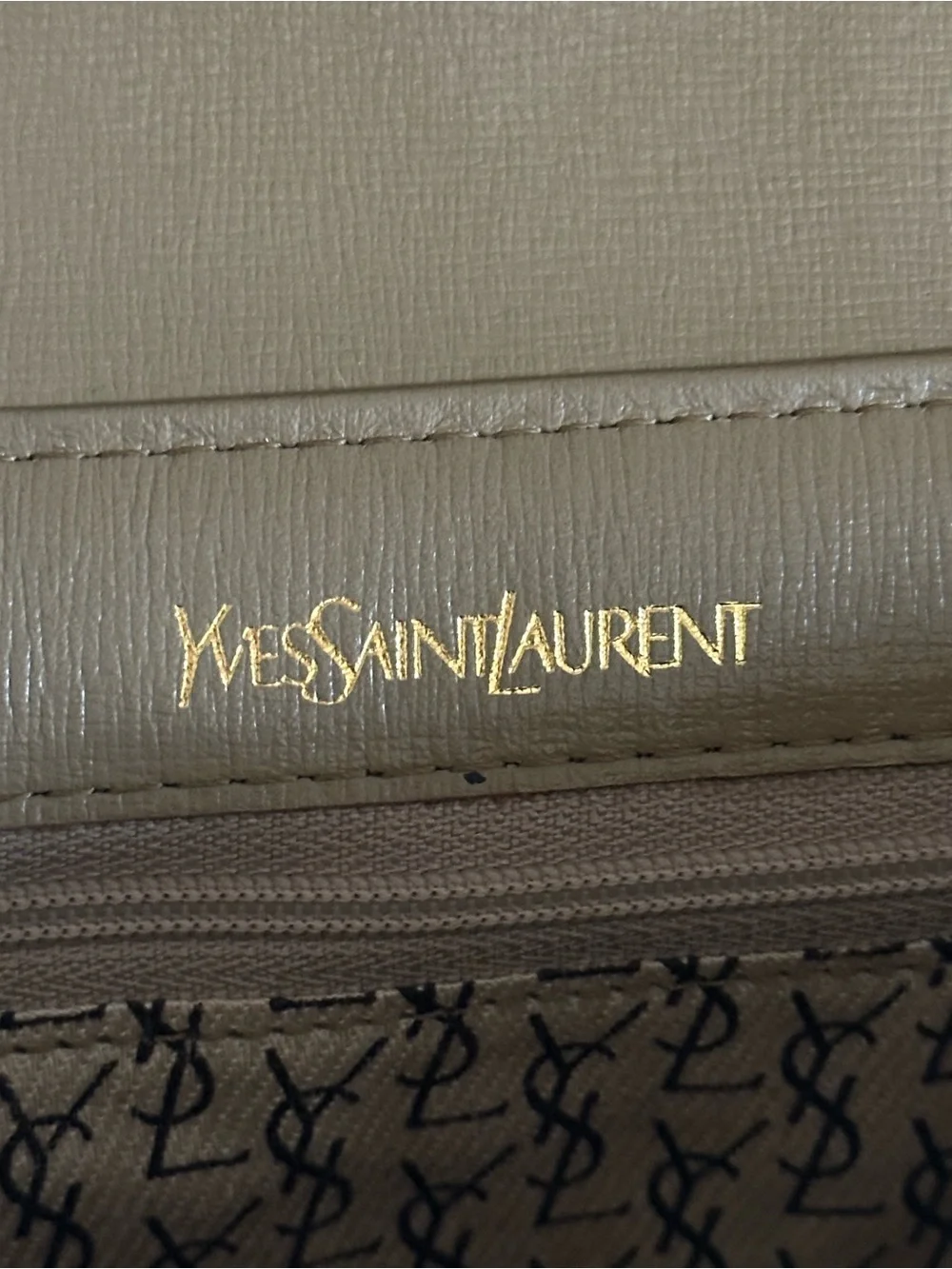 YSL Gray & Black Vintage Giraffe Print Clutch - Picture 9 of 10